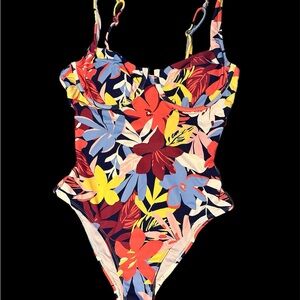 New With Tags Cupshe One Piece Sz Med